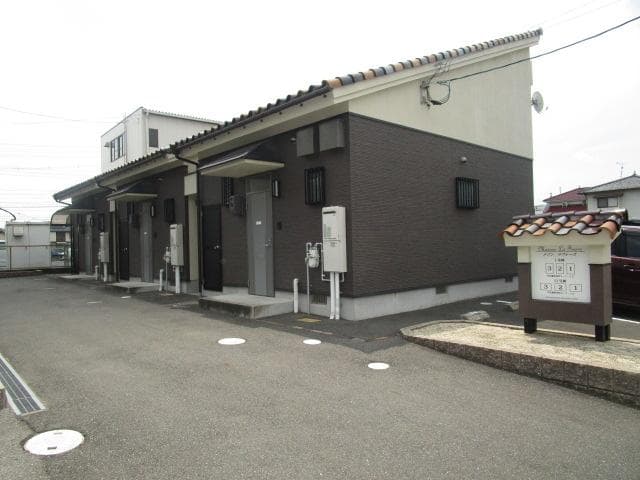 メゾンラフレーズ