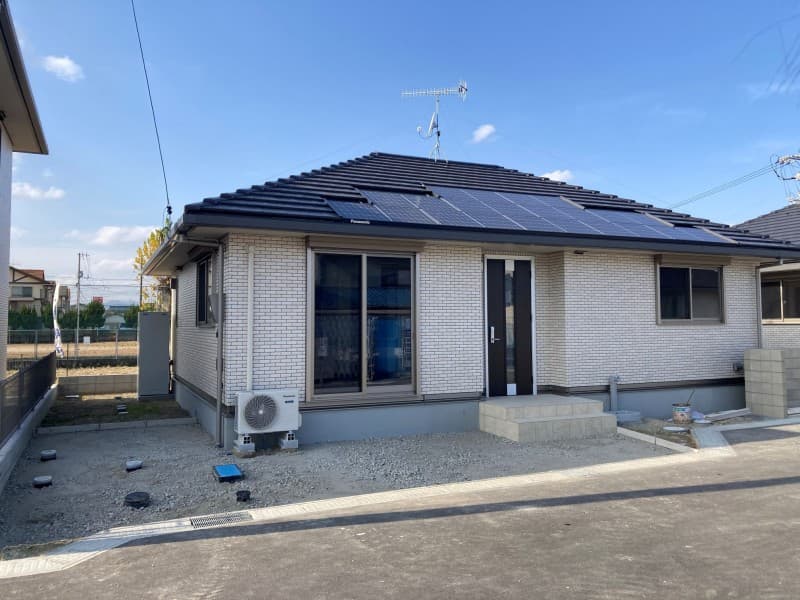 クレール岡田　A棟