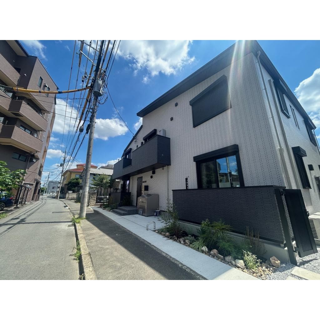 Riviere リヴィエール