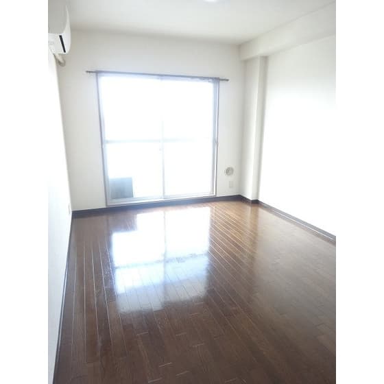 ドミールシャルマン