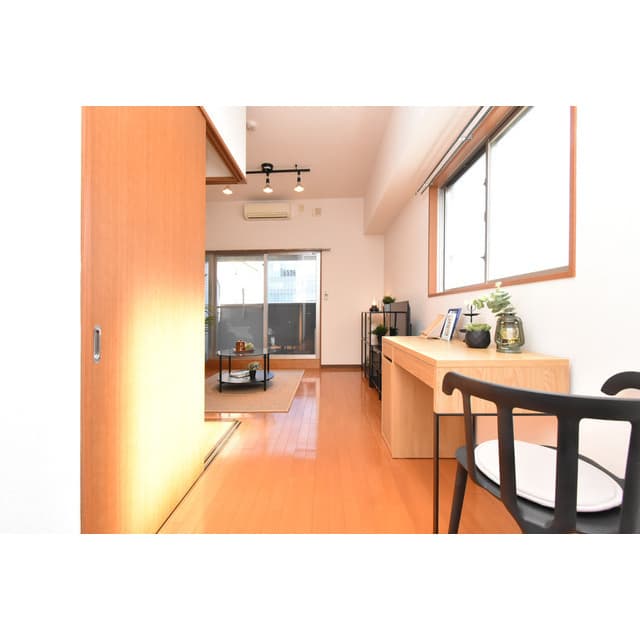 Gramercy Shirakawa Koen