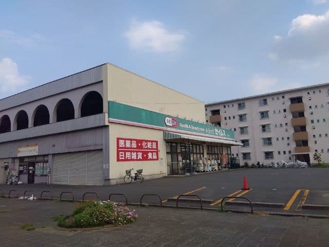 草加市新栄町住宅4-2号棟