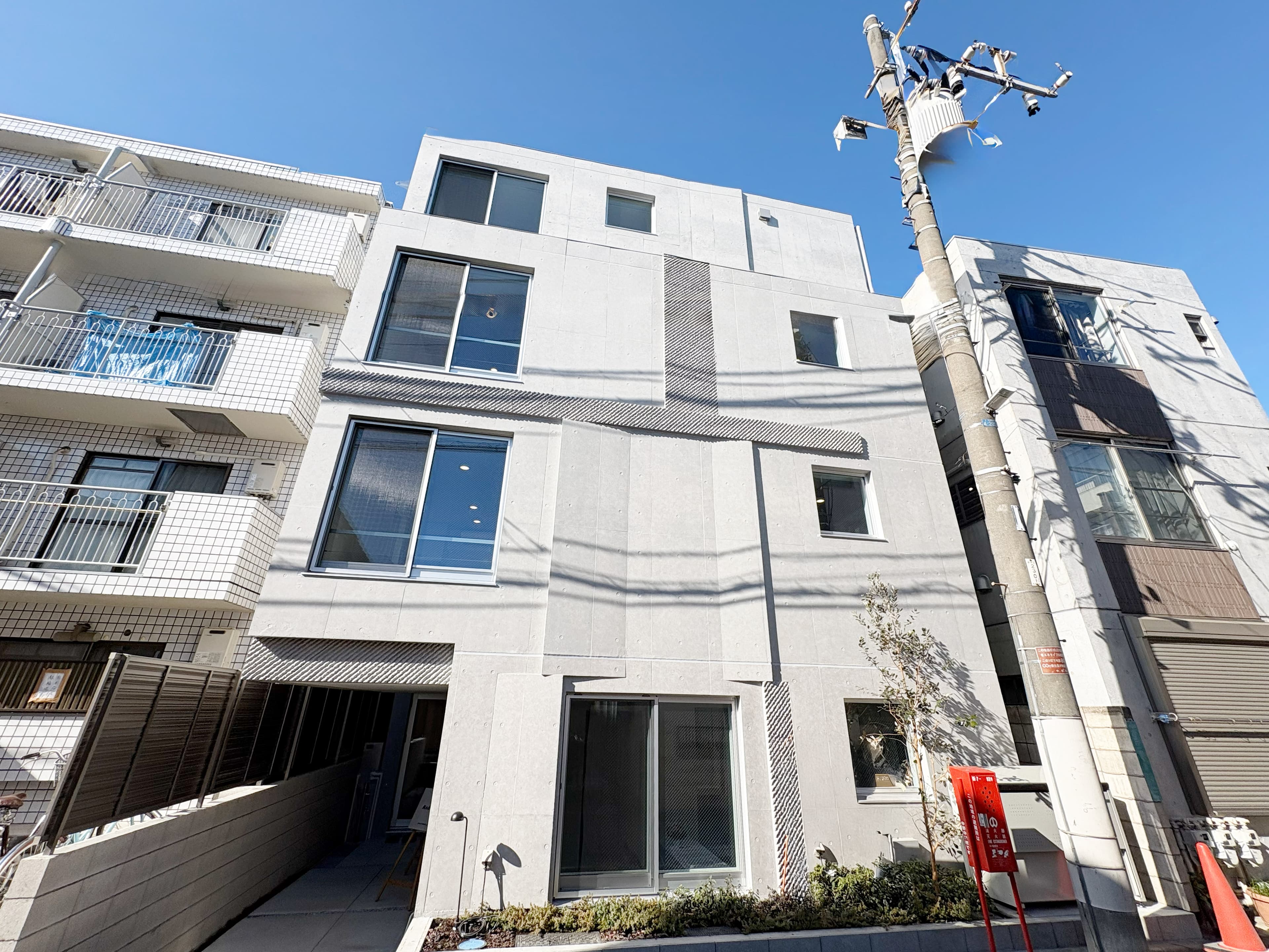 クアードロ中野223