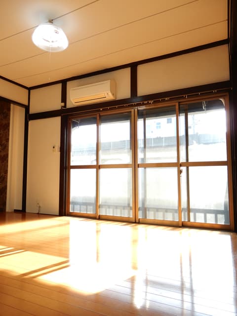 コーポシンワ