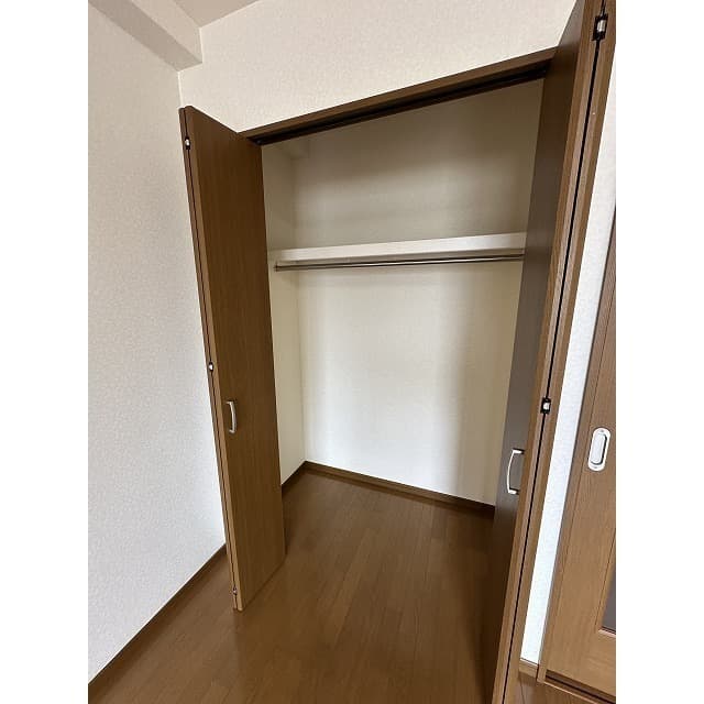 アンプルールフェールネサンス