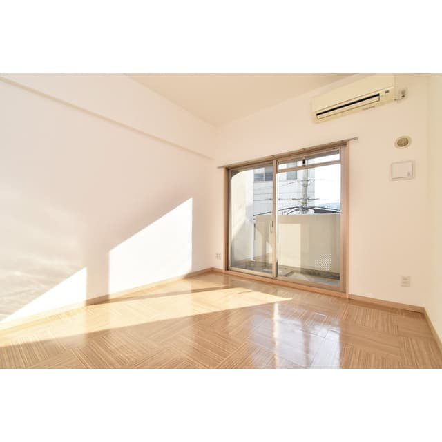 アーデン千里中央