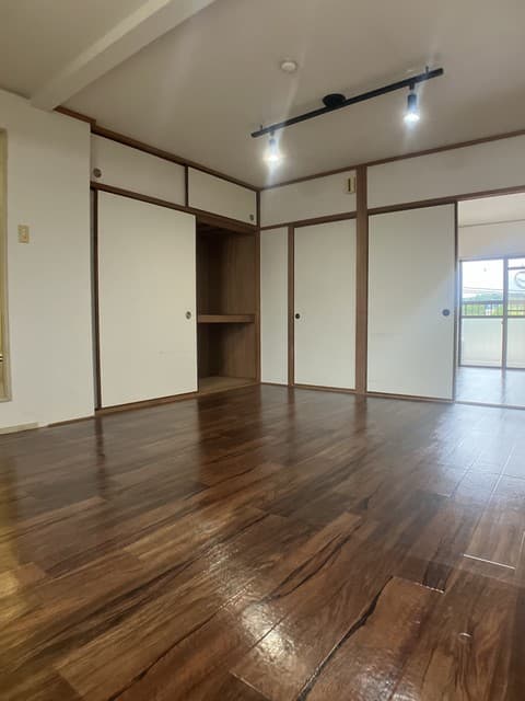 ソリッソ畦野
