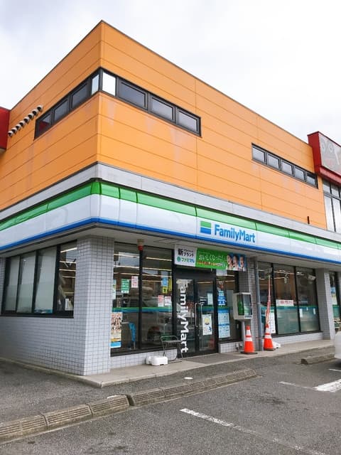 グランパレス