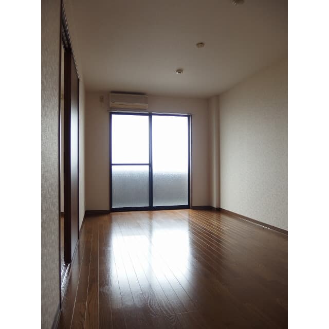 アンプルール フレア