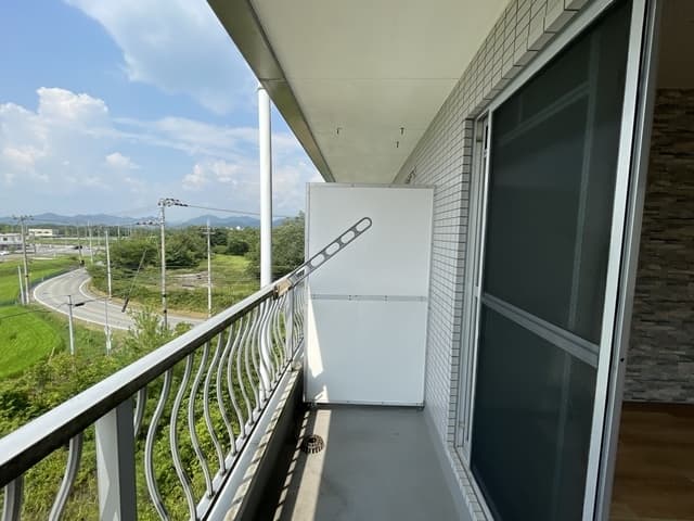 シャインコスモ