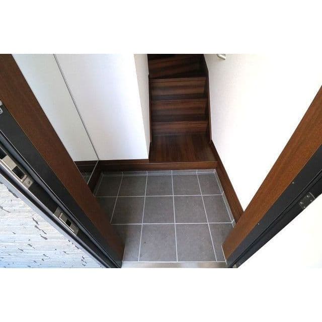 デュラ・カーサ　ラセーヌ