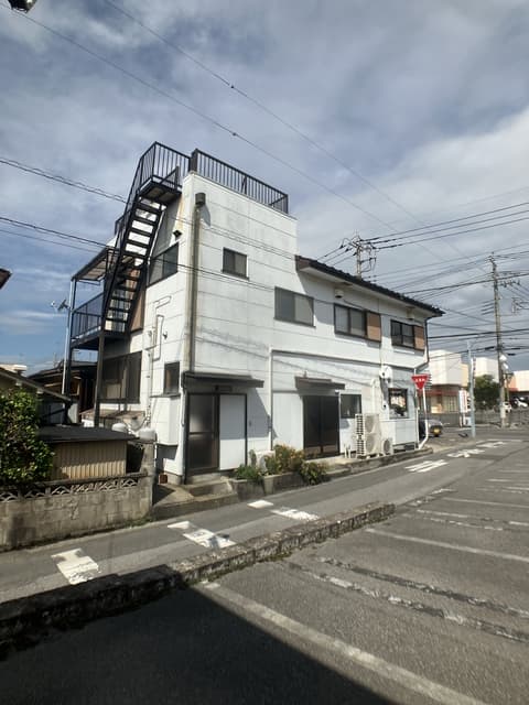 鹿沼市東町貸家