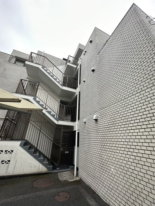 サンセゾン若松町(105)