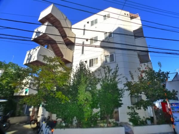 マンション・ハラ