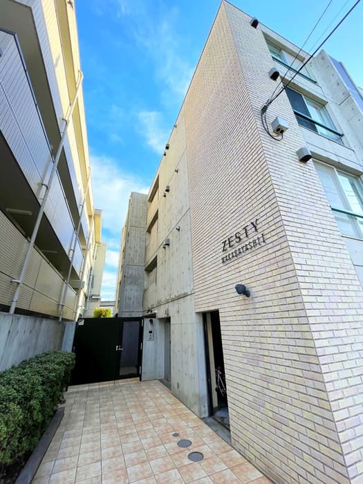 ZESTY若林