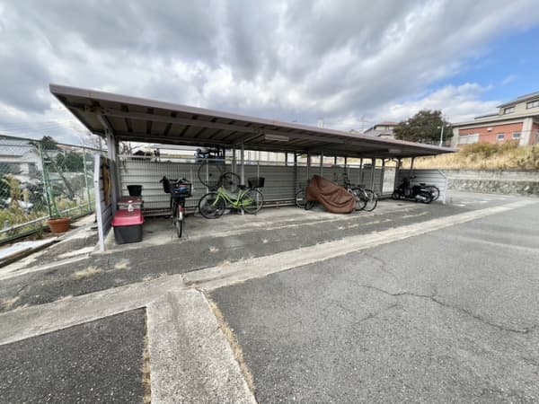 ビレッジハウス鈴蘭台1号棟