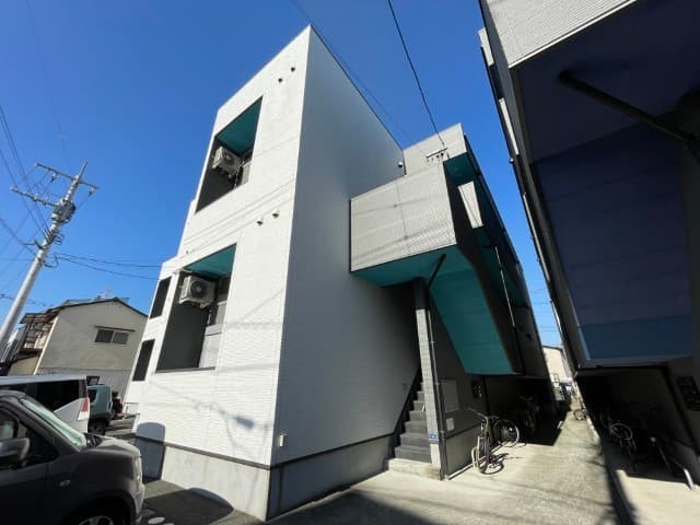 イーナ琴平