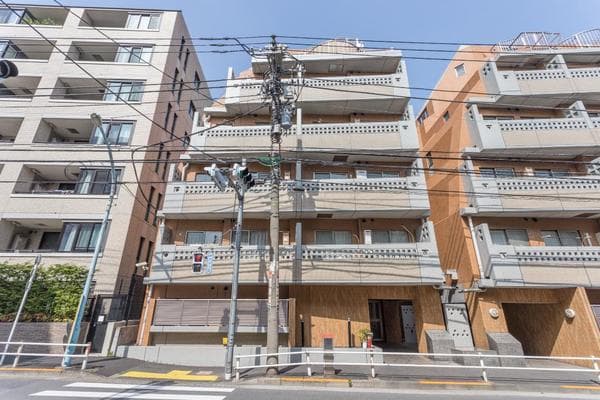 グランステューディオ市ヶ谷薬王寺