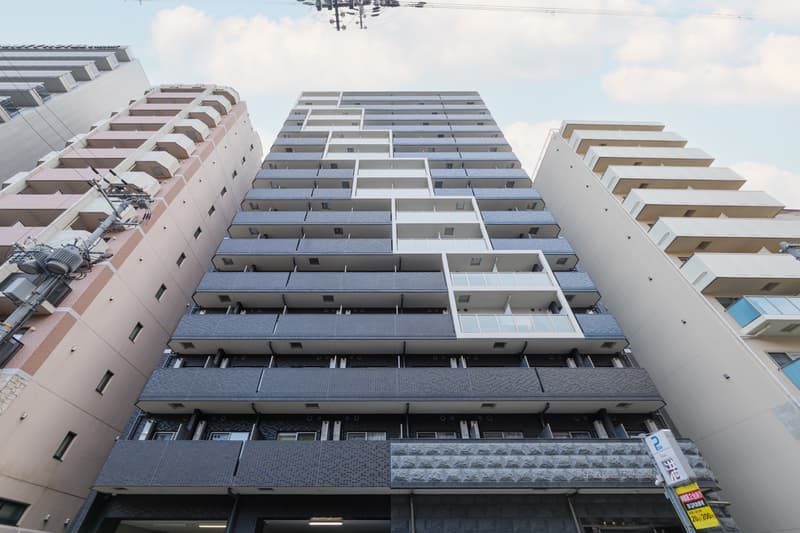 プレサンス谷町九丁目駅前