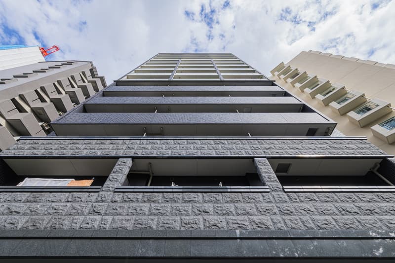 プレサンスロジェ上前津駅前