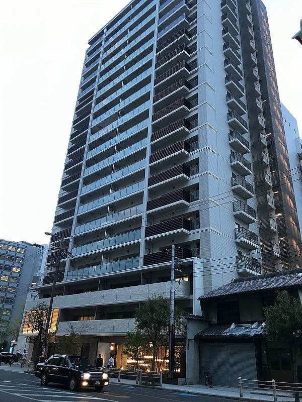 プレミスト靭本町