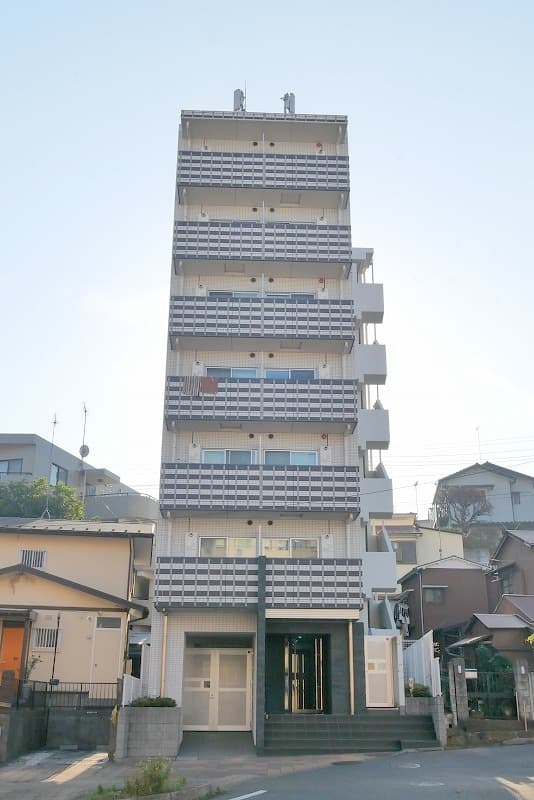 PREMIUM CUBE 横浜反町