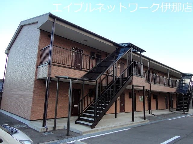 メゾンエテルネル