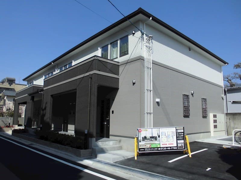 ウエストヴィラ