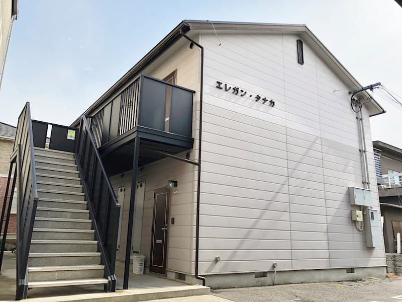 エレガンタナカ