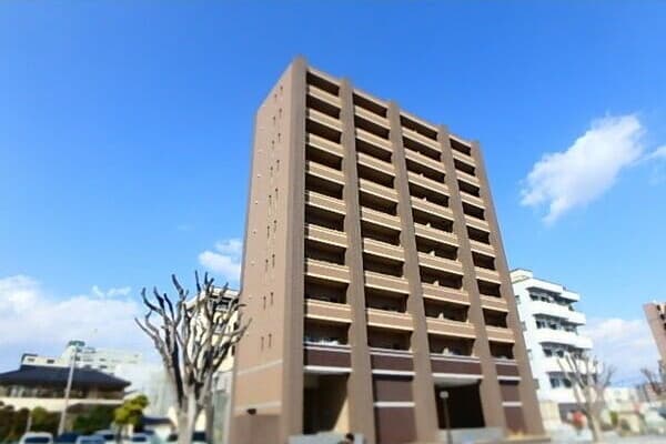 モア クレドール