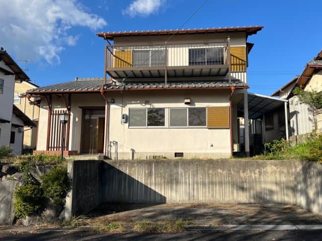 名張市桔梗が丘南2番町戸建て