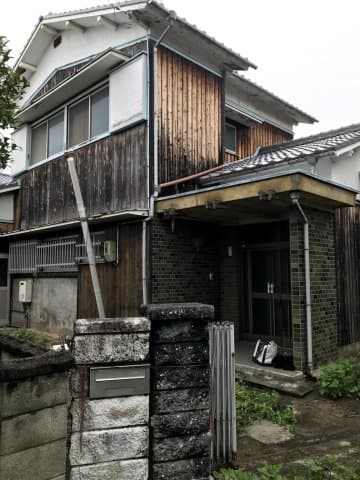 新居浜伸び伸び庭付き戸建て