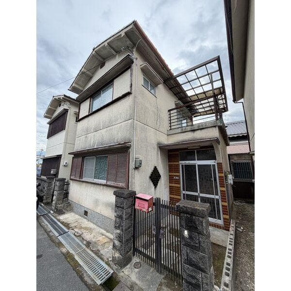 富田林市西板持町8丁目戸建