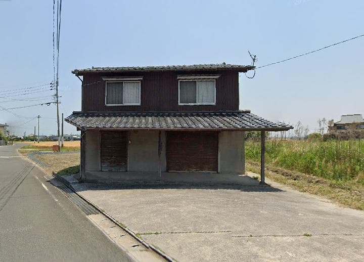 築上町宇留津2階建てガレージハウス