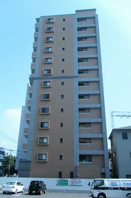 エルピス高宮駅前