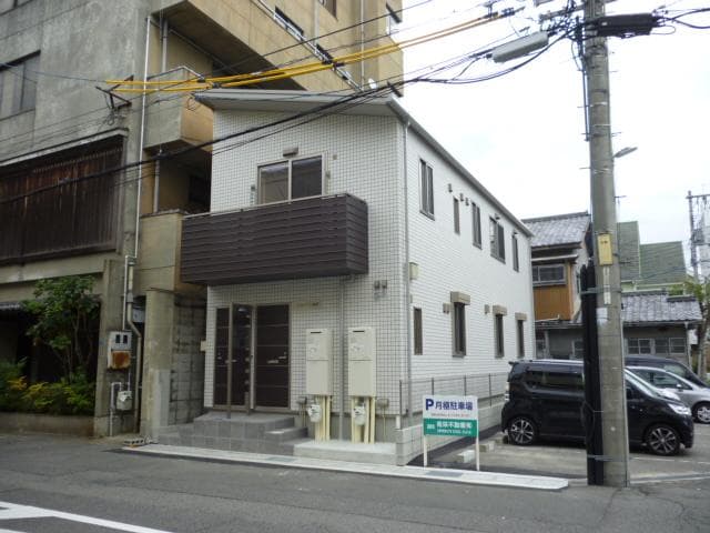 エルメゾン城町