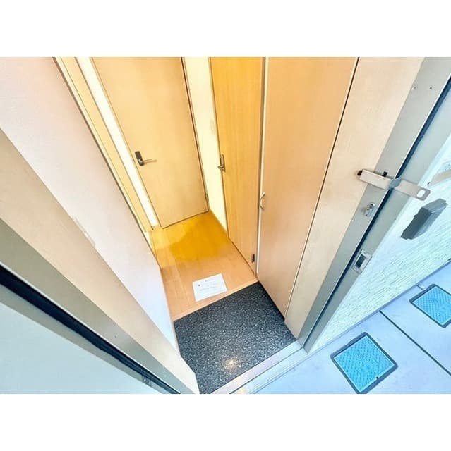 アンプルールフェールバレルコート