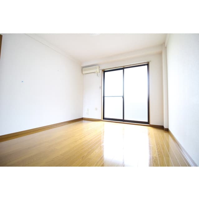 アンプルール フェール M2