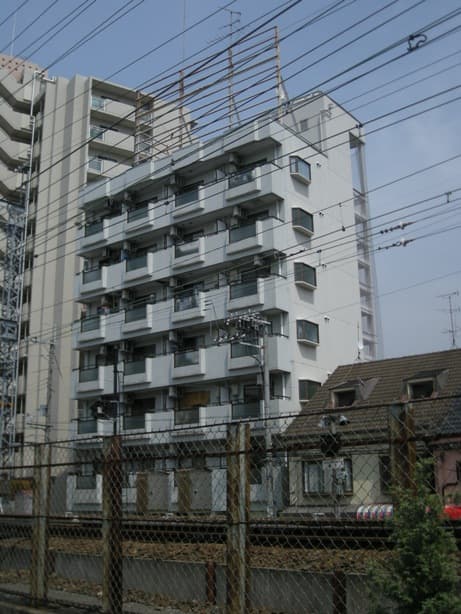 パウゼ河内長野駅前