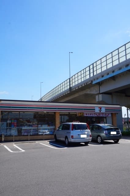 サイレントパレス
