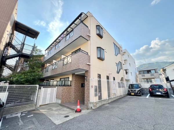 VILLA WEST ROKKO